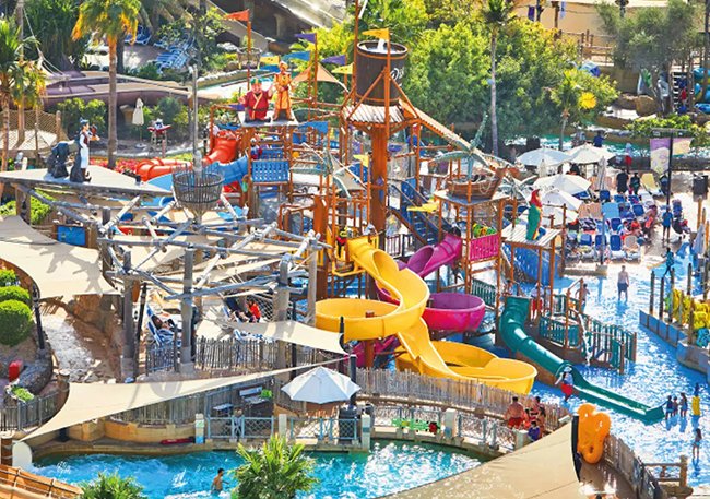wild wadi water park Burj Surj