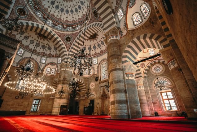 Marvel at the Blue Mosque’s Beauty